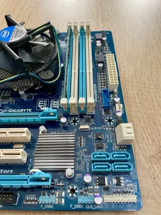 Placa Base Gigabyte i5-3570K