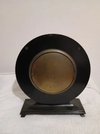 Reloj de mesa antiguo muy bien conservado...