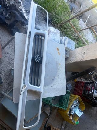Calandra y cerraduras Suzuki Vitara