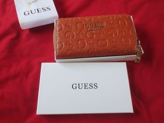 Cartera Guess