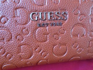 Cartera Guess