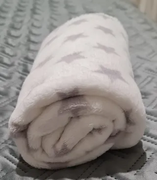 Manta polar bebé estrelas