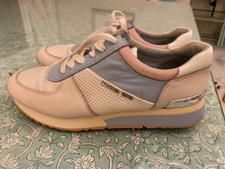 Zapatillas Michael Kors Beige y Azul