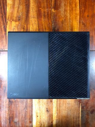 Console Xbox One Fat completa di cavi 1 TB