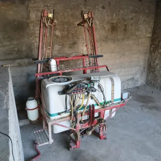 Pulverizador/Aplicador Fertilizante Líquido.