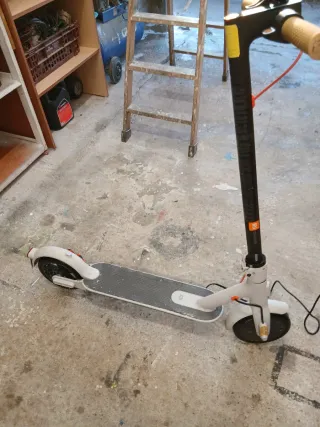 Patinete Eléctrico Xiaomi Completo