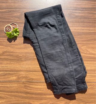 Vaquero pitillo negro mujer