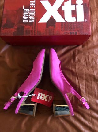 Zapatos destalonados Xti rosa