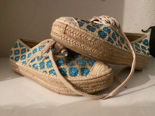 Zapatillas esparto azul turquesa  y dorado