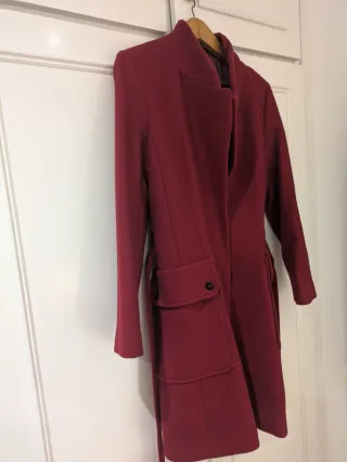 Abrigo Mango Talla L Rojo Granate