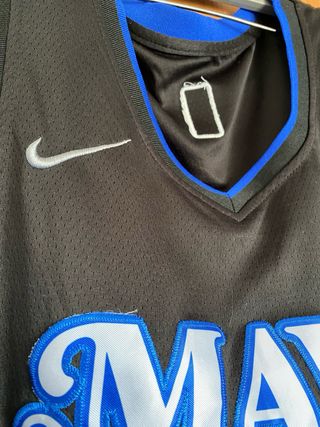 Camiseta Dallas Mavericks Negra 77 Luka Doncic NBA