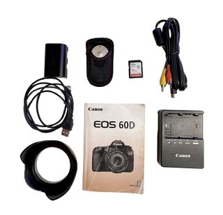 Canon 60D Cámara Réflex + Lente 18-135mm