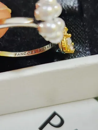 Anillo abierto Bridgerton Abeja con flor de perlas