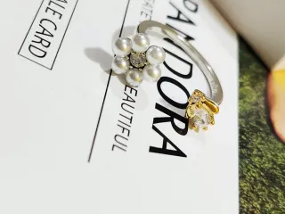 Anillo abierto Bridgerton Abeja con flor de perlas