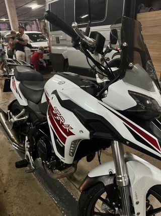 Benelli TRK 251 Adventure