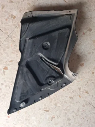 Carenado Izquierdo BMW F800ST