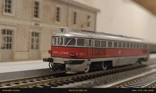 Locomotora Renfe 353 Virgen de Lourdes