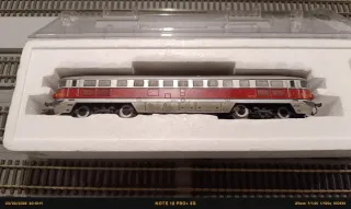 Locomotora Renfe 353 Virgen de Lourdes