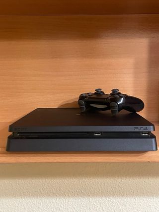 PS4 Slim