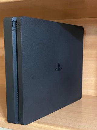 PS4 Slim