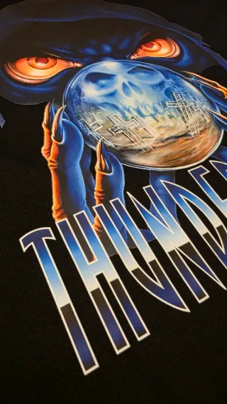 Camiseta Negra  Brujo Bola Cristal