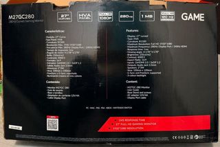 Schermo per computer curvo