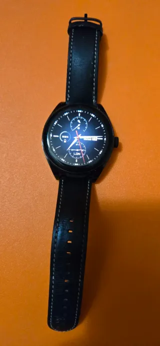 Smartwatch Nero Cinturino Pelle