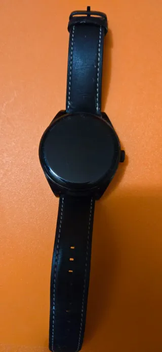 Smartwatch Nero Cinturino Pelle