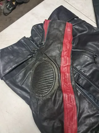 Chaqueta Moto T54 Negra y Roja Talla L