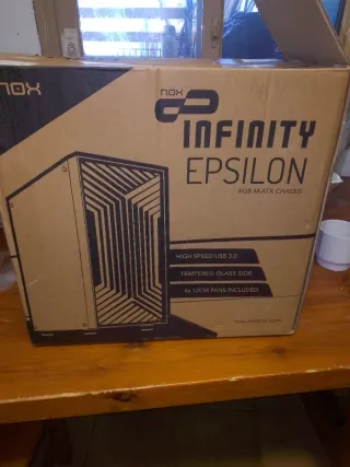 Caja PC XPG Gamer sin abrir