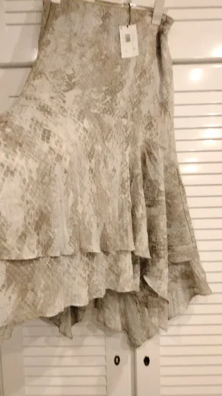 Falda asimétrica volantes serpiente M