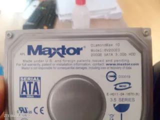 Disco Duro Maxtor SATA 200GB