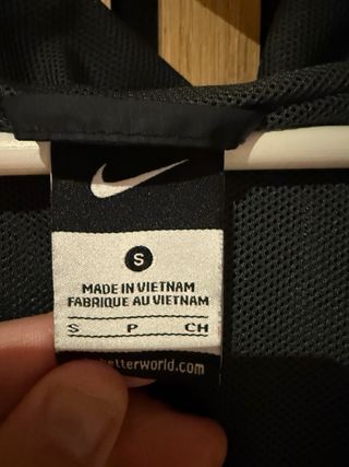 Cortavientos Nike PSG Negro