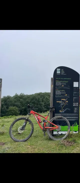 Bicicleta Trek Naranja de  Montaña