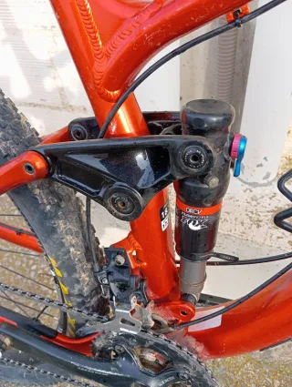 Bicicleta Trek Naranja de  Montaña