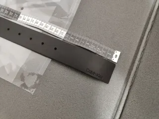 Calvin Klein cintura pelle taglia 100cm originale