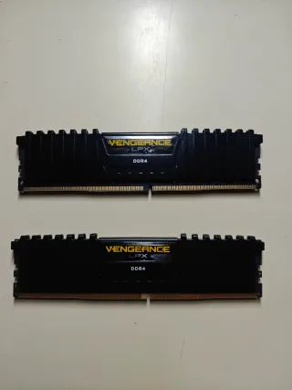 RAM DDR4 16Gb Corsair Vengeance LPX 2x8