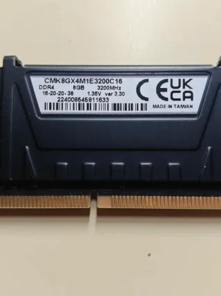 RAM DDR4 16Gb Corsair Vengeance LPX 2x8