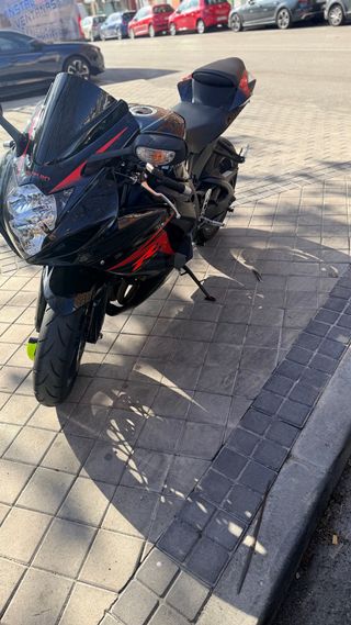 Suzuki GSX-R600 2014 Negra