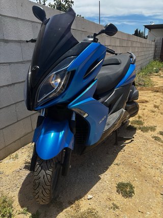 Kymco K-XCT 300i Azul - Maxi Scooter