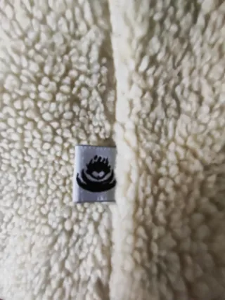 Sudadera tejido piel de oveja, marca saltrock,