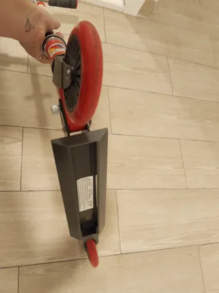 Monopatín Rojo MOJO