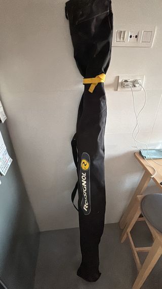 Esquís Rossignol con fijaciones