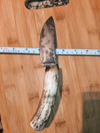 Herramienta de corte acero damasco y asta,