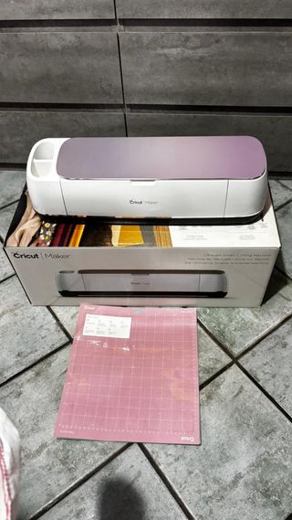 Cricut Maker con accessori