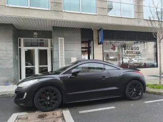 Peugeot RCZ