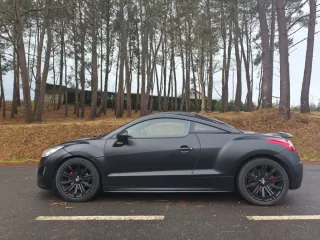 Peugeot RCZ