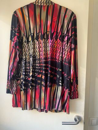 Sempre Più by Chalou Camiseta Premium con Chal