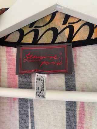 Sempre Più by Chalou Camiseta Premium con Chal