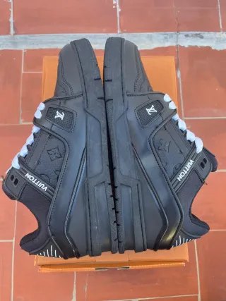 Zapatillas Louis Vuitton Negras